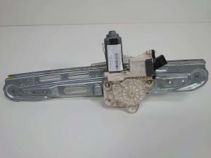 ELEVALUNAS TRASERO DERECHO 991324100 OPEL VECTRA C BERLINA Autodesguaces Alicante