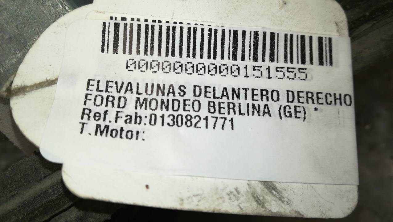 ELEVALUNAS DELANTERO DERECHO