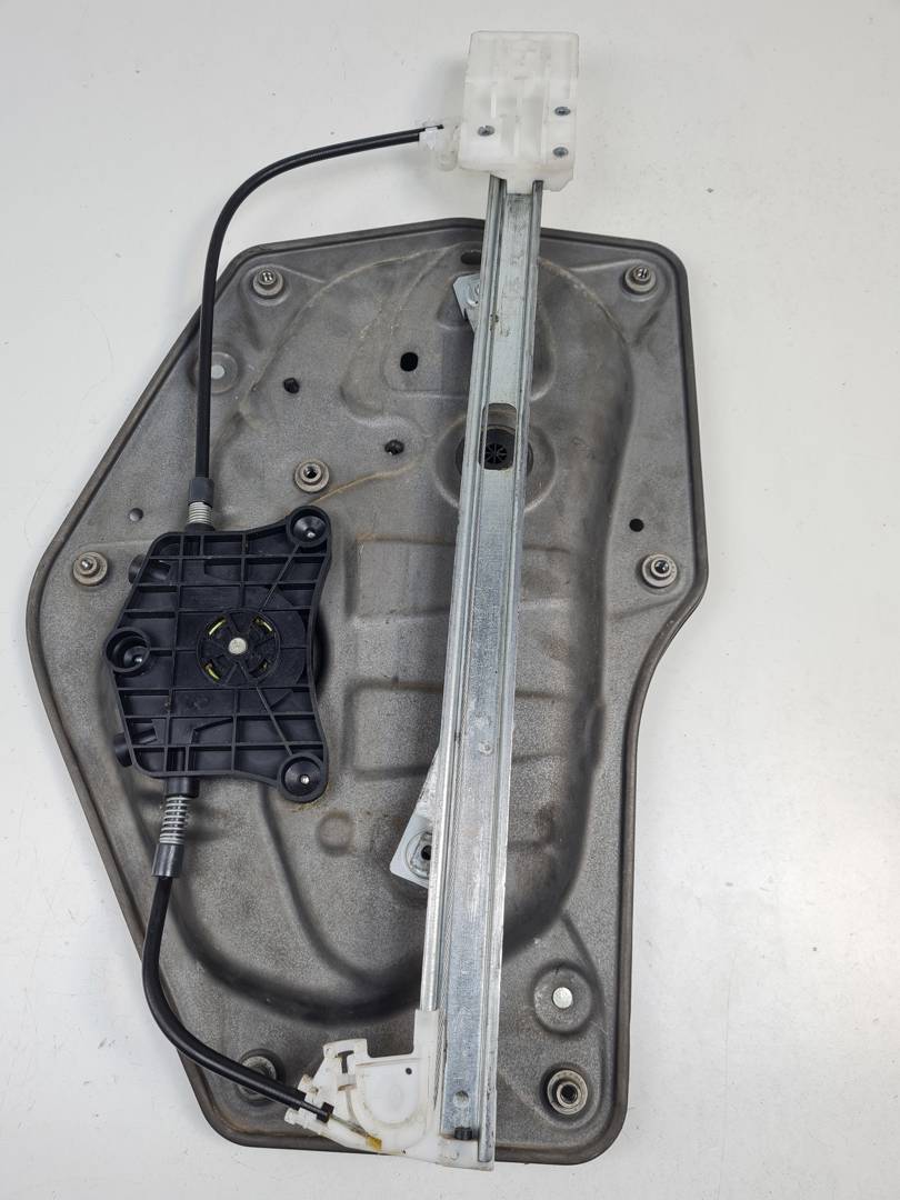 ELEVALUNAS TRASERO IZQUIERDO - 8K0959811 - SKODA - SUPERB (3T4)