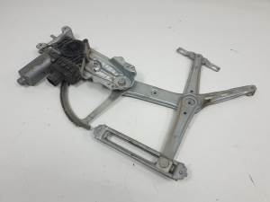 ELEVALUNAS DELANTERO DERECHO 90521876 OPEL ASTRA G BERLINA Autodesguaces Alicante