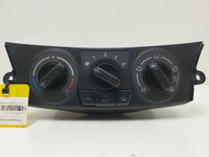MANDO CALEFACCION / AIRE ACONDICIONADO SUZUKI SWIFT AZG (NZ) Autodesguaces Alicante