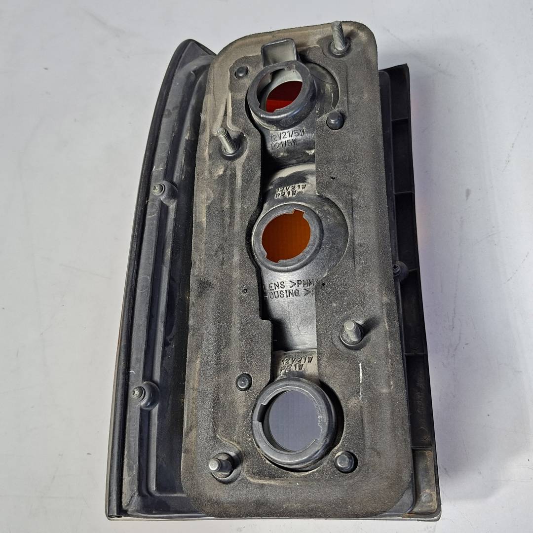 Foto 3 de Piloto Trasero Izquierdo Tata Safari (1998–2020)