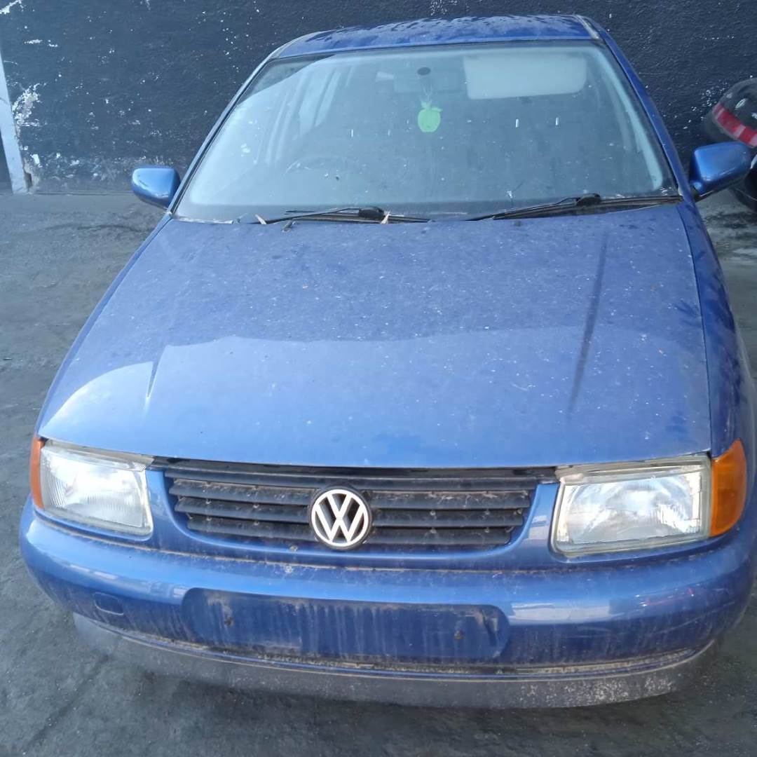 VOLKSWAGEN POLO BERLINA (6N1) (1994 - 1999)