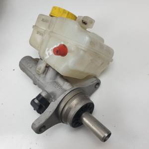 BOMBA FRENO 6R0611301A SKODA FABIA Autodesguaces Alicante