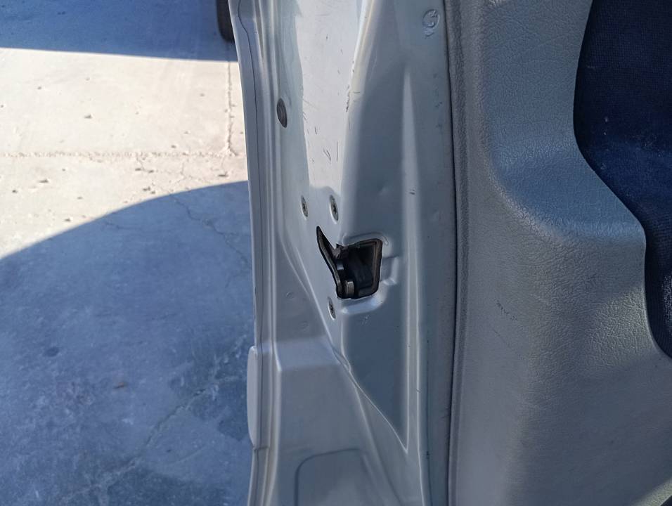 CERRADURA PUERTA DELANTERA IZQUIERDA