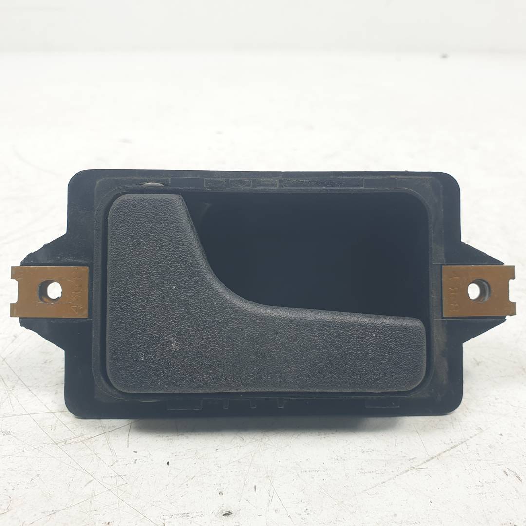 MANETA INTERIOR TRASERA IZQUIERDA - 1876041 - BMW - SERIE 5 (E28)