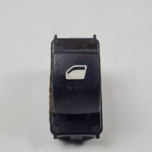 MANDO ELEVALUNAS TRASERO IZQUIERDO 96496367 CITROEN C4 BERLINA Autodesguaces Alicante