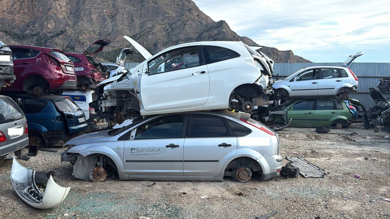 Imagen del vehículo FORD FOCUS BERLINA (CAP)