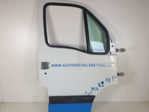 PUERTA DELANTERA DERECHA NISSAN INTERSTAR (X70) Autodesguaces Alicante