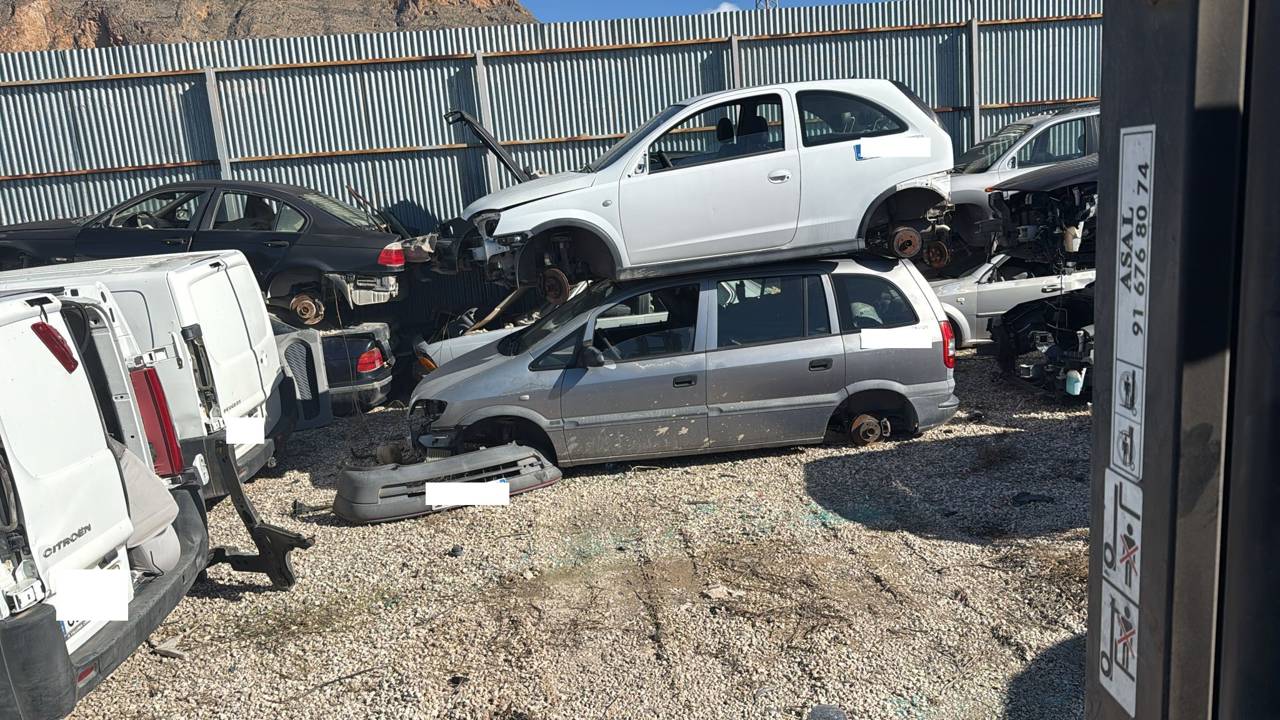 Imagen del vehículo OPEL CORSA C
