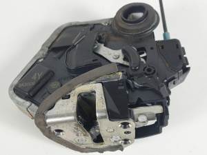 CERRADURA PUERTA TRASERA IZQUIERDA SUZUKI GRAND VITARA JB (JT) Autodesguaces Alicante