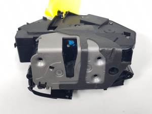 CERRADURA PUERTA TRASERA DERECHA AM5AR26412CB FORD C-MAX (CB7) Autodesguaces Alicante