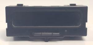 PANTALLA MULTIFUNCION 8200028364A RENAULT CLIO II FASE II (B/CB0) Autodesguaces Alicante