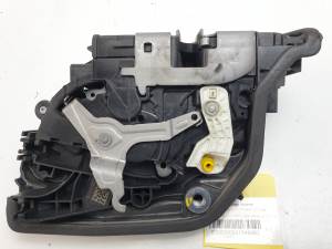 CERRADURA PUERTA TRASERA IZQUIERDA 5122728193909 BMW SERIE 2 ACTIVE TOURER (F45) Autodesguaces Alicante