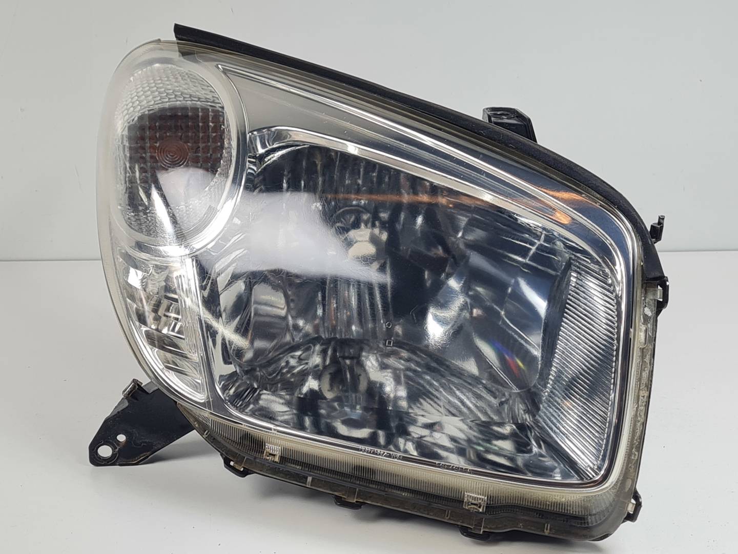 FARO DERECHO - TOYOTA - RAV 4 (A2)