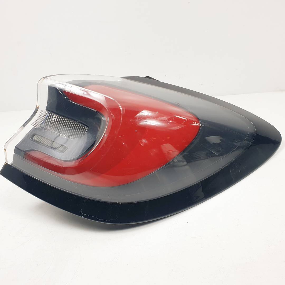 PILOTO TRASERO DERECHO - L1TB13404AG - FORD - PUMA