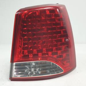 PILOTO TRASERO DERECHO 924022P02 KIA SORENTO Autodesguaces Alicante