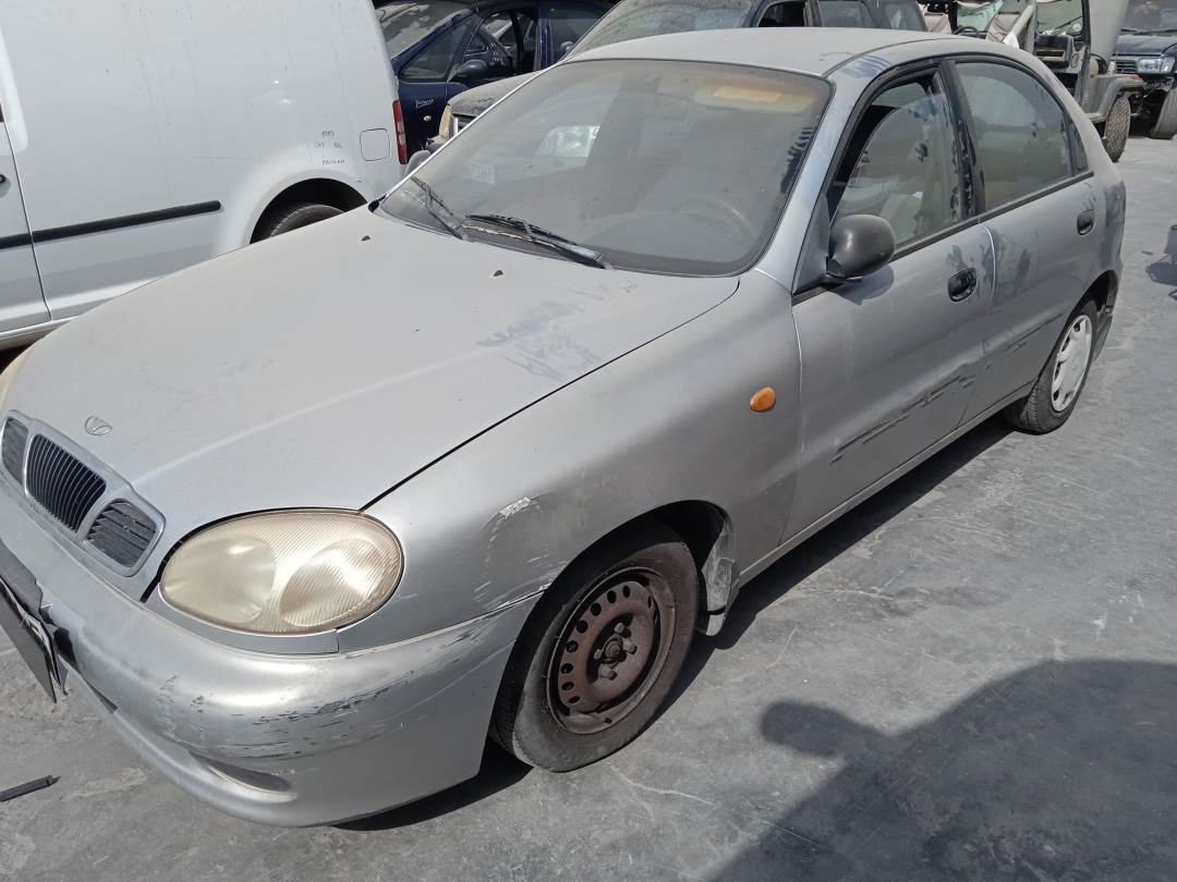 DAEWOO LANOS (1997 - 2004)
