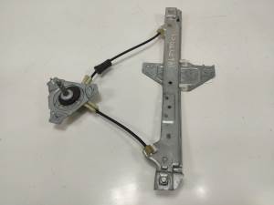 ELEVALUNAS TRASERO DERECHO 9683128980 CITROEN C3 Autodesguaces Alicante