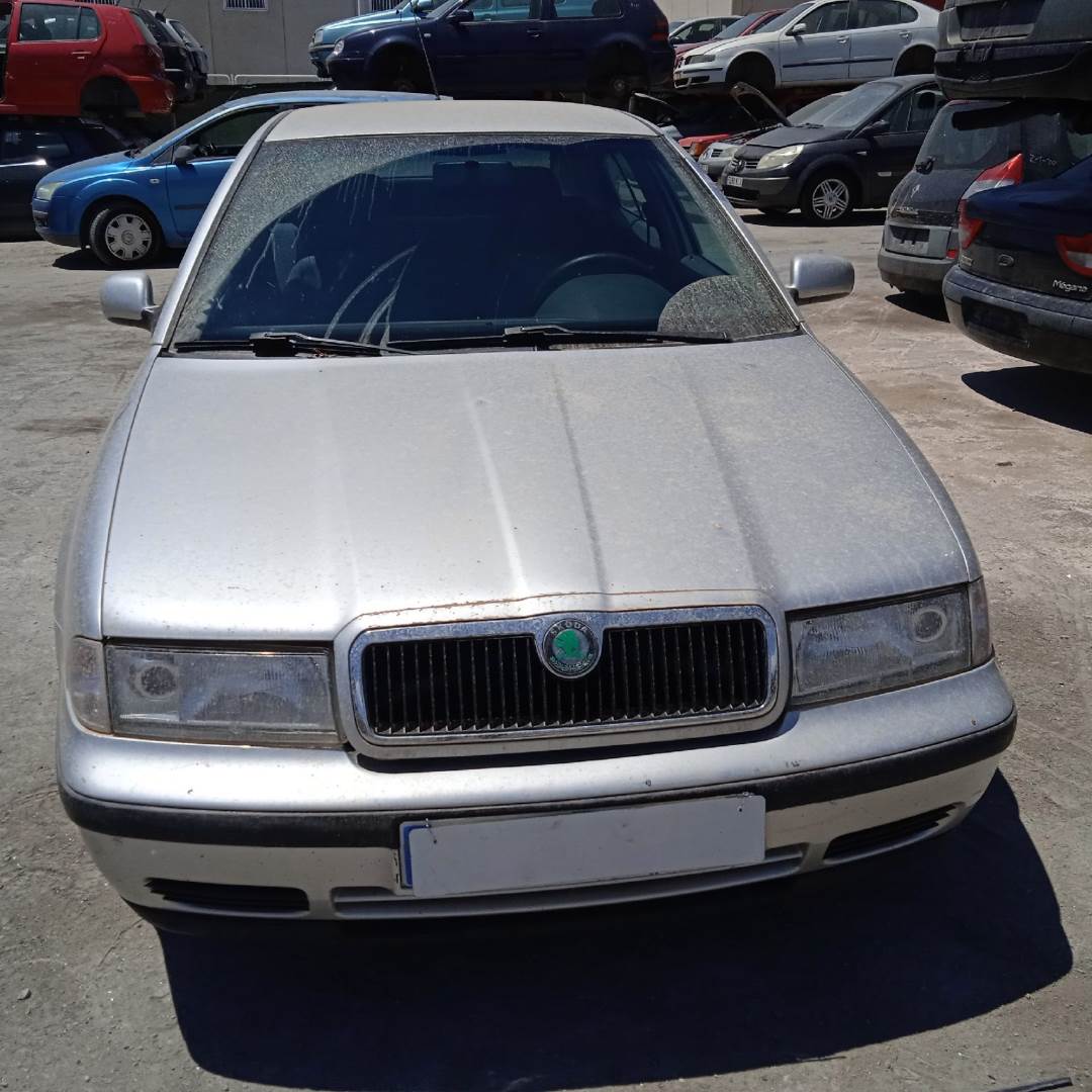 SKODA OCTAVIA BERLINA (1U2) (1998 - 2000)