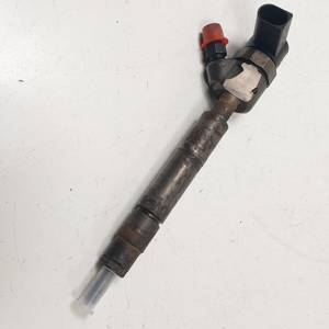 INYECTOR A6110700587 MERCEDES CLASE E (W210) BERLINA DIESEL Autodesguaces Alicante