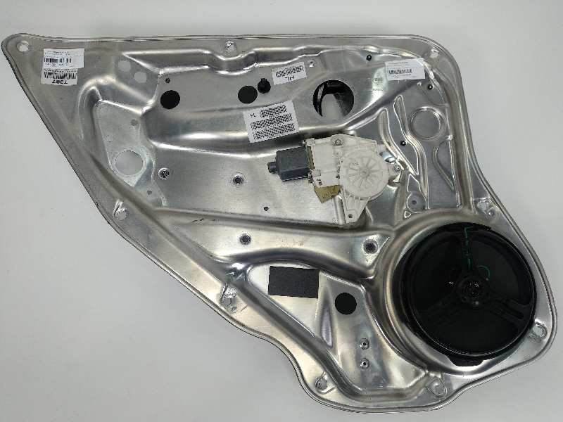 ELEVALUNAS TRASERO IZQUIERDO - 961111100 - MERCEDES - CLASE C (W204) FAMILIAR