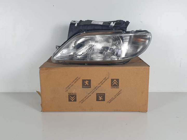 FARO IZQUIERDO 9637020180 CITROEN XSARA BERLINA Autodesguaces Alicante