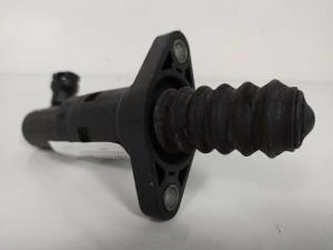 BOMBA EMBRAGUE 1K0721261Q VOLKSWAGEN JETTA (1K2) Autodesguaces Alicante