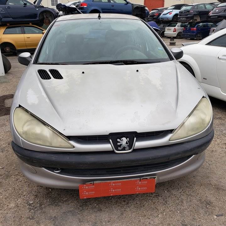 PEUGEOT 206 BERLINA (1998 - 2010)