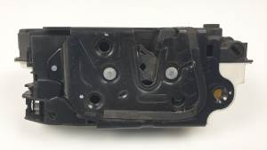 CERRADURA PUERTA TRASERA DERECHA 5N0839016D SKODA FABIA COMBI (5J5) Autodesguaces Alicante