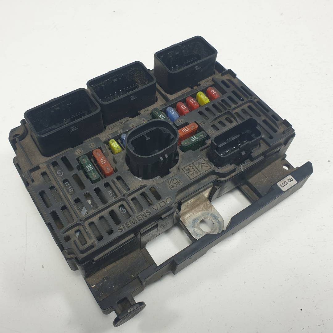CAJA RELES / FUSIBLES - 9656005680 - PEUGEOT - 407