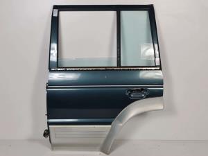 PUERTA TRASERA IZQUIERDA MITSUBISHI MONTERO (V20/V40) Autodesguaces Alicante