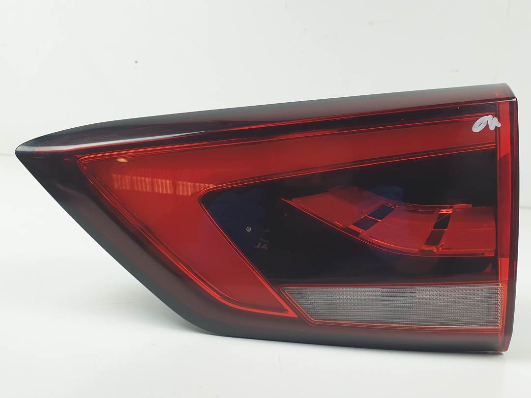 PILOTO TRASERO DERECHO INTERIOR - 10571684 - MG - ZS