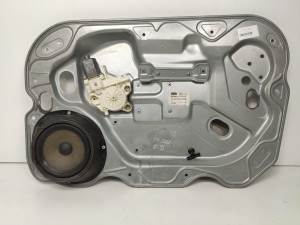 ELEVALUNAS DELANTERO DERECHO 4M5T14553 FORD FOCUS SPORTBREAK (CAP) Autodesguaces Alicante