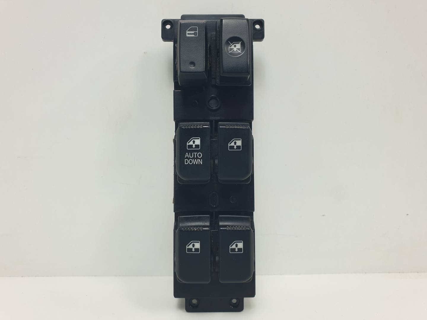 MANDO ELEVALUNAS DELANTERO IZQUIERDO - 935702B700S4 - HYUNDAI - SANTA FE (BM)
