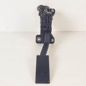 POTENCIOMETRO PEDAL 18002EB400 NISSAN PATHFINDER (R51) Autodesguaces Alicante