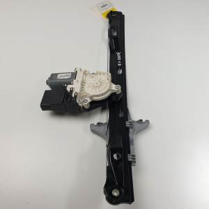 ELEVALUNAS TRASERO DERECHO 5N0959704F VOLKSWAGEN TIGUAN (5N2) Autodesguaces Alicante