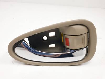 MANETA INTERIOR TRASERA DERECHA 6920505050 TOYOTA AVENSIS BERLINA (T27) Autodesguaces Alicante
