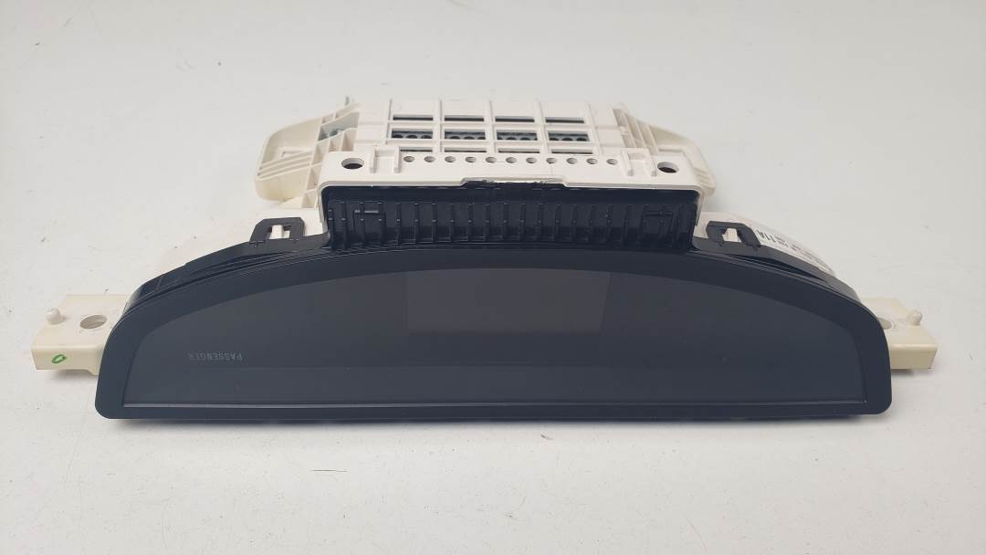 PANTALLA MULTIFUNCION - 832900T011 - TOYOTA - VENZA (AV10)