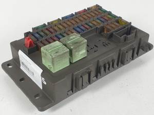 CAJA RELES / FUSIBLES 690660002 MINI MINI (R50,R53) Autodesguaces Alicante