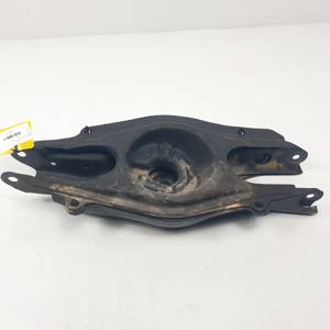 BRAZO SUSPENSION INFERIOR TRASERO IZQUIERDO A2043521583 MERCEDES CLASE C (W204) BERLINA Autodesguaces Alicante