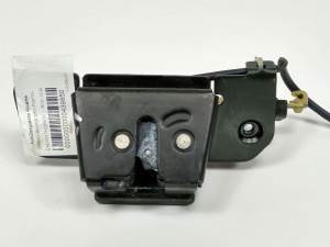 CERRADURA MALETERO / PORTON DAEWOO TACUMA Autodesguaces Alicante