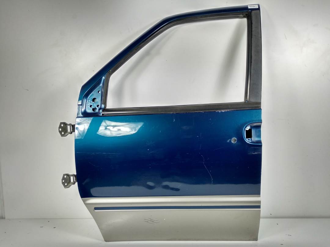 PUERTA DELANTERA IZQUIERDA - NISSAN - SERENA (C23M)