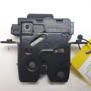 CERRADURA MALETERO / PORTON 90502AV70A NISSAN QASHQAI (J10) Autodesguaces Alicante