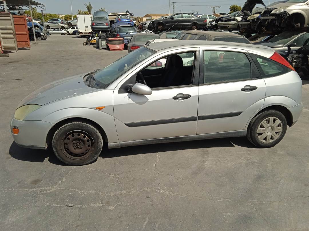 FORD FOCUS BERLINA (CAK) (1998 - 2005)
