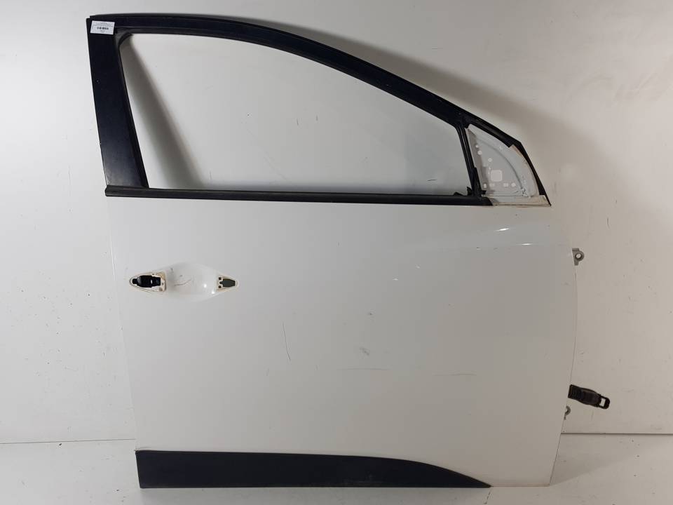 PUERTA DELANTERA DERECHA HYUNDAI IX35 Autodesguaces Alicante