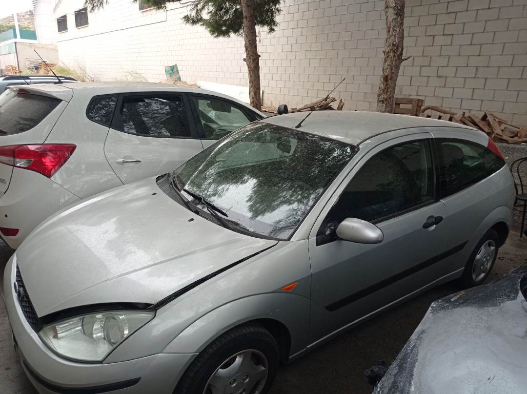 FORD FOCUS BERLINA (CAK) (1998 - 2005)