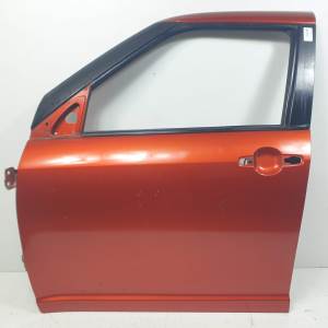 PUERTA DELANTERA IZQUIERDA SUZUKI SWIFT BERLINA (MZ) Autodesguaces Alicante