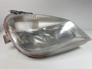 FARO DERECHO A4148200161 MERCEDES VANEO (W414) FURGONETA COMPACTA Autodesguaces Alicante