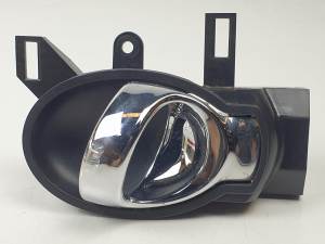 MANETA INTERIOR TRASERA IZQUIERDA 80671BA61A NISSAN JUKE (F15) Autodesguaces Alicante